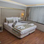Dundar &