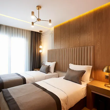 Dundar & Hotel