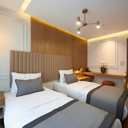 Hotel Dundar & 4*