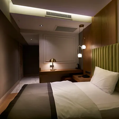 Dundar & Hotel