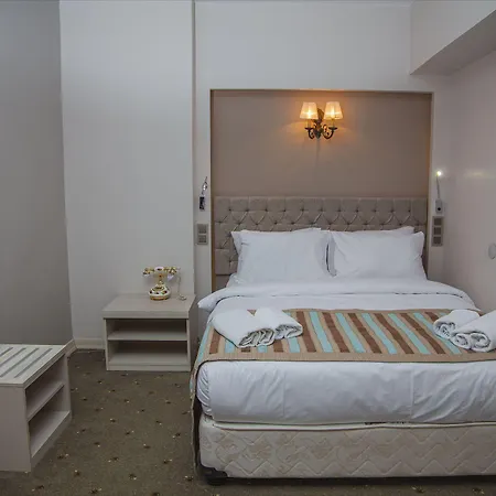 Dundar & Hotel
