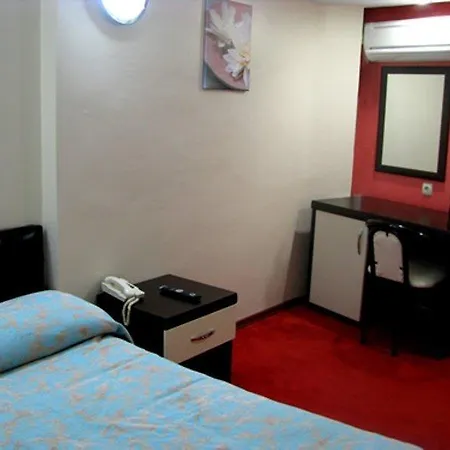 Hotel Dundar & 4*