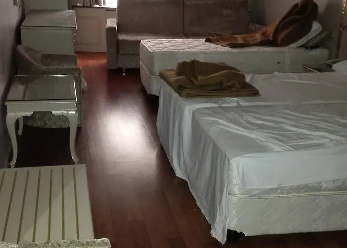 Dundar & מלון 3*